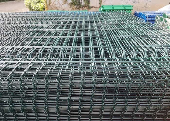 6ft Garden Wire Mesh Fence Pvc Coating Welded Iron Square Hole