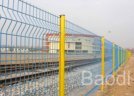 Railway Vinyl Coated Wire Mesh Fence With Low Carbon Steel / Powder Spray Coating