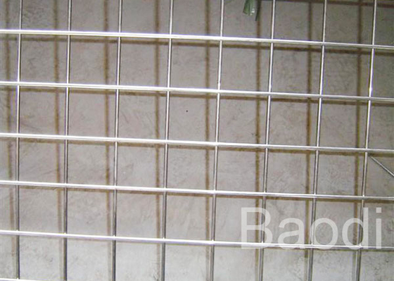 Firm Structure Pig Wire Fencing With Square Grid , Galvanised Steel Mesh Fence Panels 