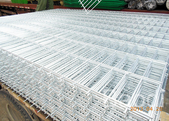 Smooth Surface Welded Wire Mesh Panels For Architecture / Agricultural / Transportation
