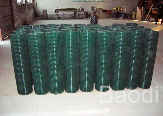 Square Grid Green Garden Fencing Roll , PVC Coated Chicken Wire Fence 30 M Length