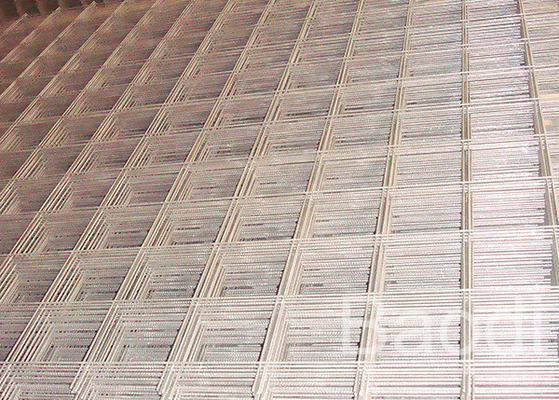 Bridge Square Reinforcing Wire Mesh Opening Welded With 4 - 12 Mm Diameter