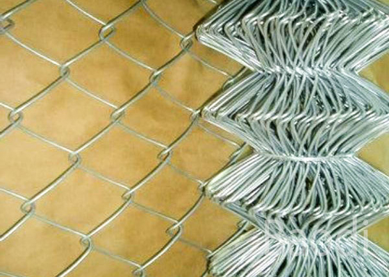 Mild Steel Wire Chain Link Mesh Fence For Machine Protection 1.5 - 4 Mm
