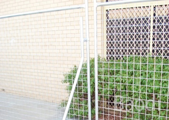 40mm Pipe Galvanized Temporary Fence , 2.1 X 2.4m Size Temporary Security Fencing 