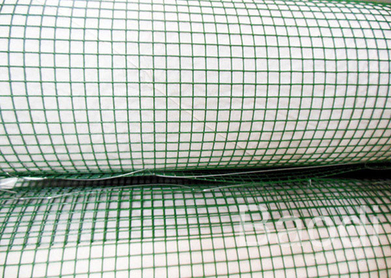 Green Vinyl Coated Welded Wire Mesh Roll Outdoor 16 Gauge For Poultry Fencing