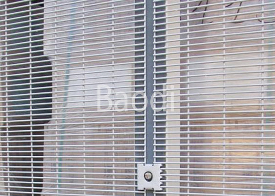 Grey Vinyl Coated Anti Climb Mesh Fence For Prison Security Cut Resistant