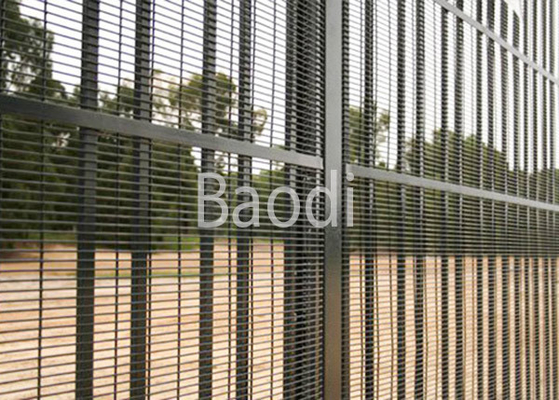 Black Security Mesh Fencing 76.2mm X 12.7mm ,  Easily Assembled Airport Security Fencing