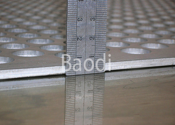 Stainless Steel Sheet With Holes , Pharmaceutical Industry Perforated Aluminum Panels 