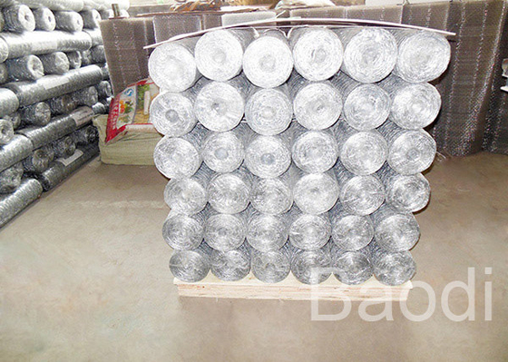 Electro Galvanized Chicken Wire Mesh Hexagonal Carbon Steel For Poultry Fence