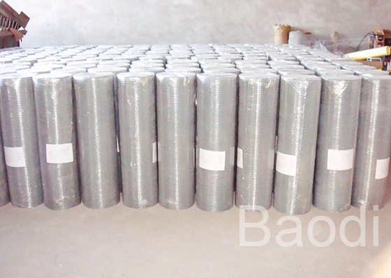 Electric Galvanised Welded Wire Fabric / Welded Wire Screen Packed In Plastic Film