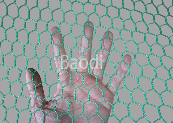 Plastic Poultry Chicken Wire Mesh Net With Hexagonal Mesh , Green PVC Coated