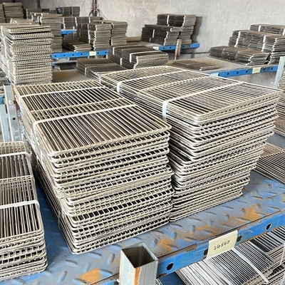 Welded Mesh Heavy-Duty Metal Grid Oven Rack Stainless Steel Suitable for Roasting and Baking