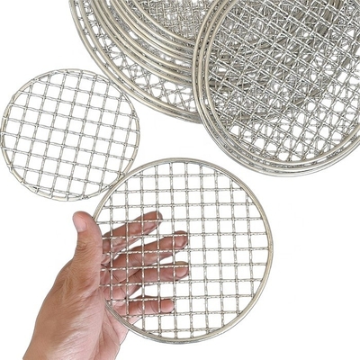 Enhance Aesthetic Appeal with Crimped Steel BBQ Wire Rack Rectangular Panel Length 15-100cm and Meshes Accessory Type