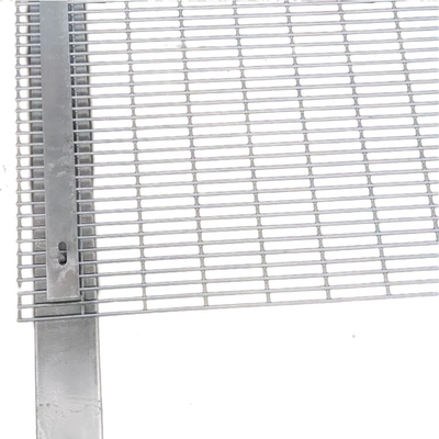 Highway Fence Easy Installation 358 Anti-Climb Fence with Quick-Lock System and Iron Wire Material