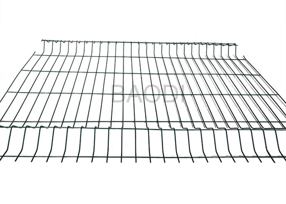 Powder Spraying Wire Mesh Fence With Galvanized Iron Wire inside